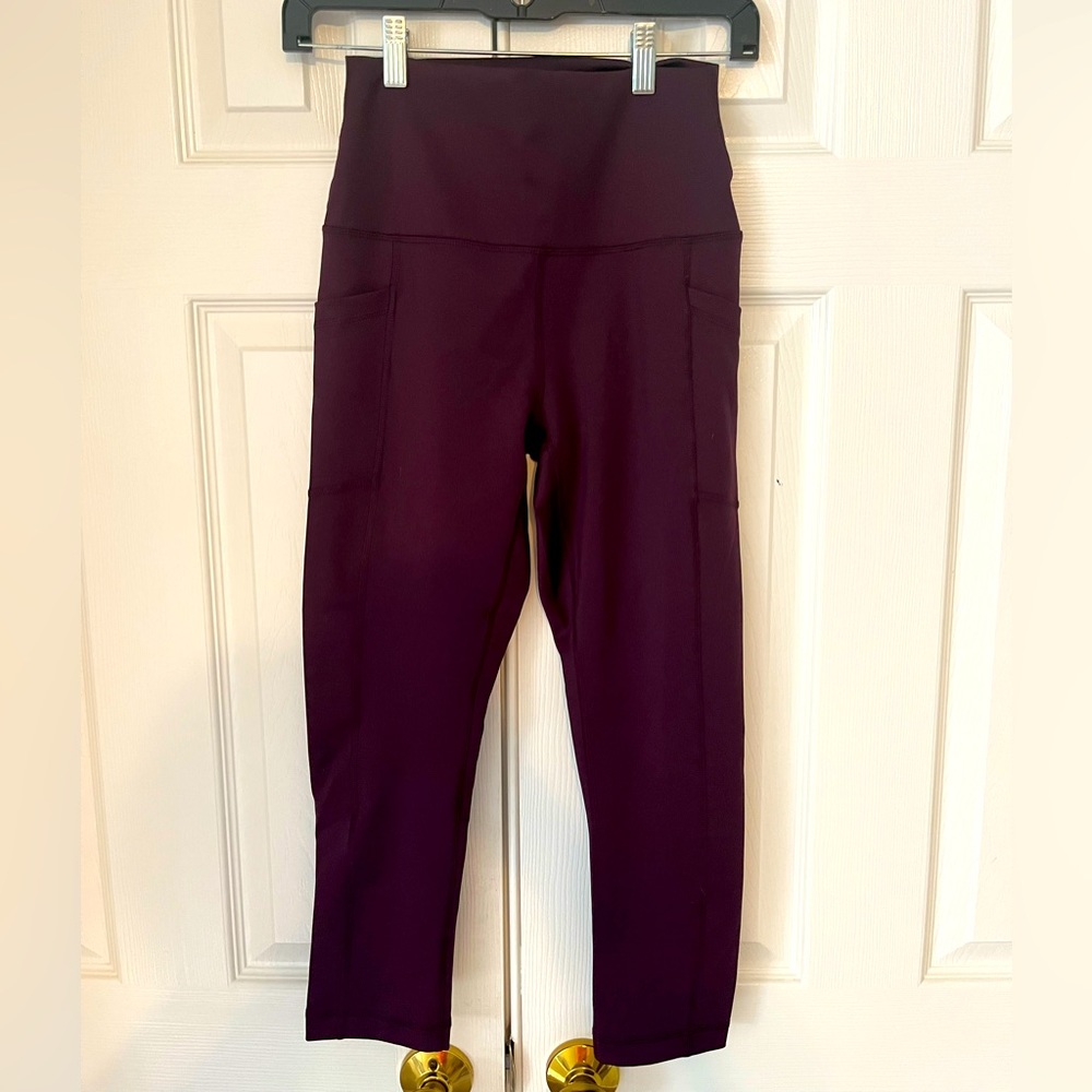 90 Degree By Reflex High Rise Capri Leggings NWOT